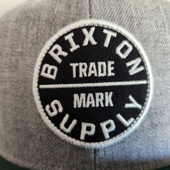 Brixton Oath III Snapback Hat Cap Heather Grey/Spruce Green One Size NWT - Picture 2 of 6